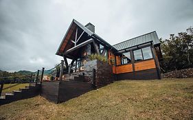 Costa Serena Eco Resort